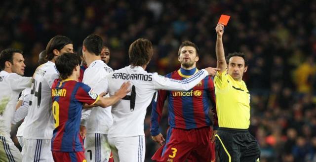 玩法-前西甲裁判：弗洛伦蒂诺曾就吹罚问题向我施压